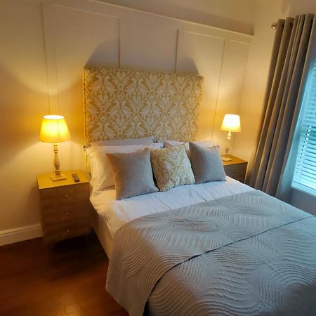 Apartament Russell Mews Ennis Zewnętrze zdjęcie