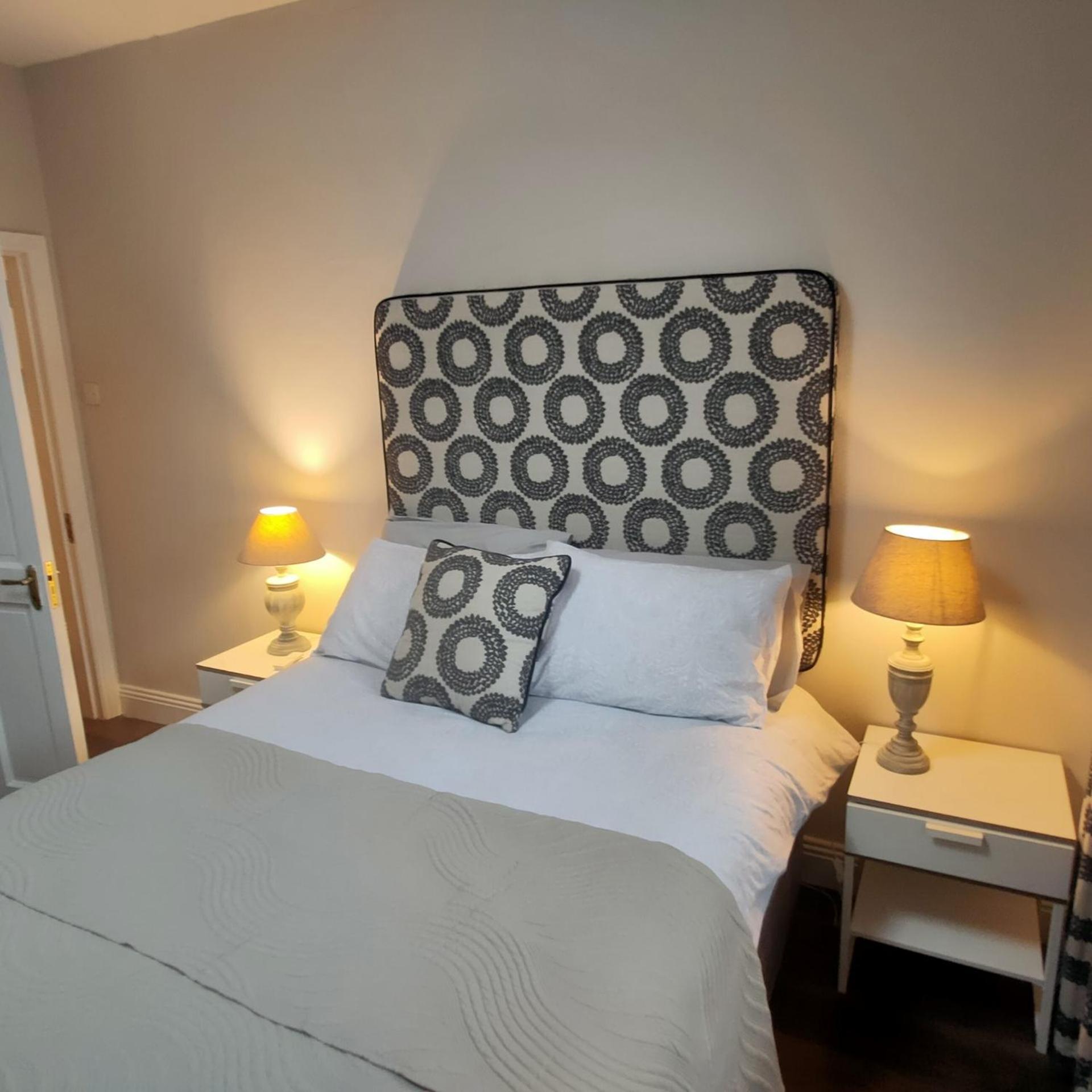 Apartament Russell Mews Ennis Zewnętrze zdjęcie